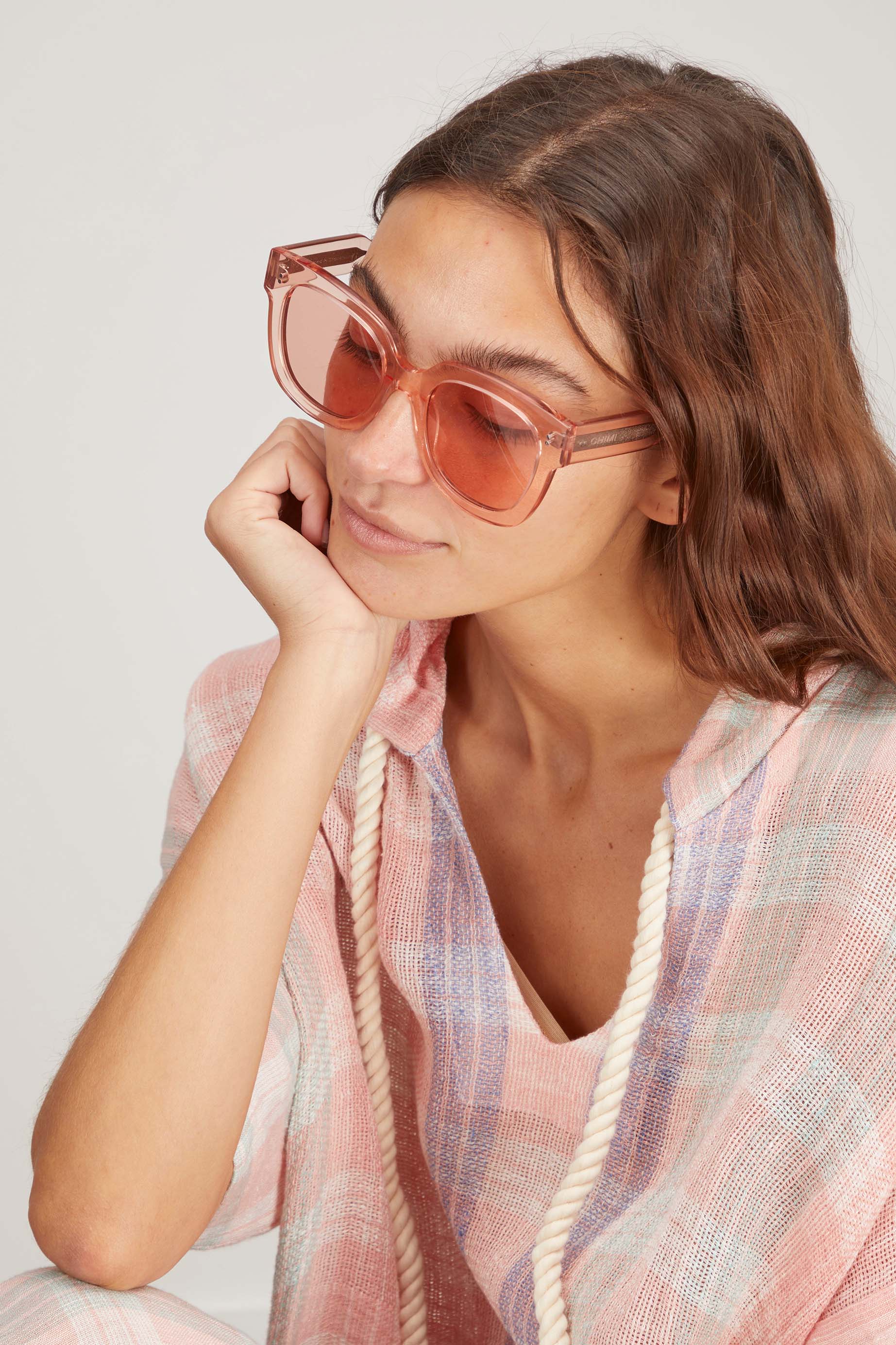 #08 Sunglasses in Pink - Image 2