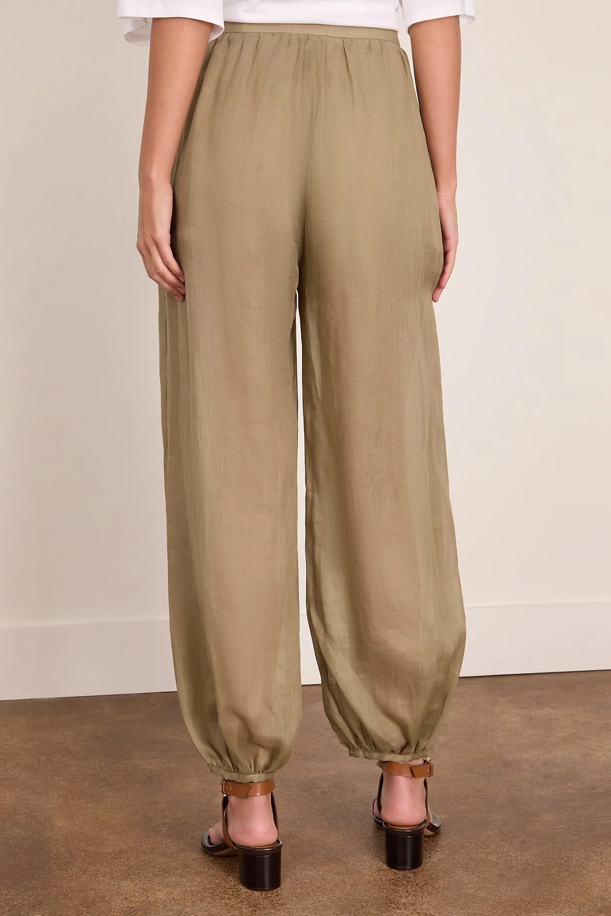 Airy Trouser in Nettle - Image 4