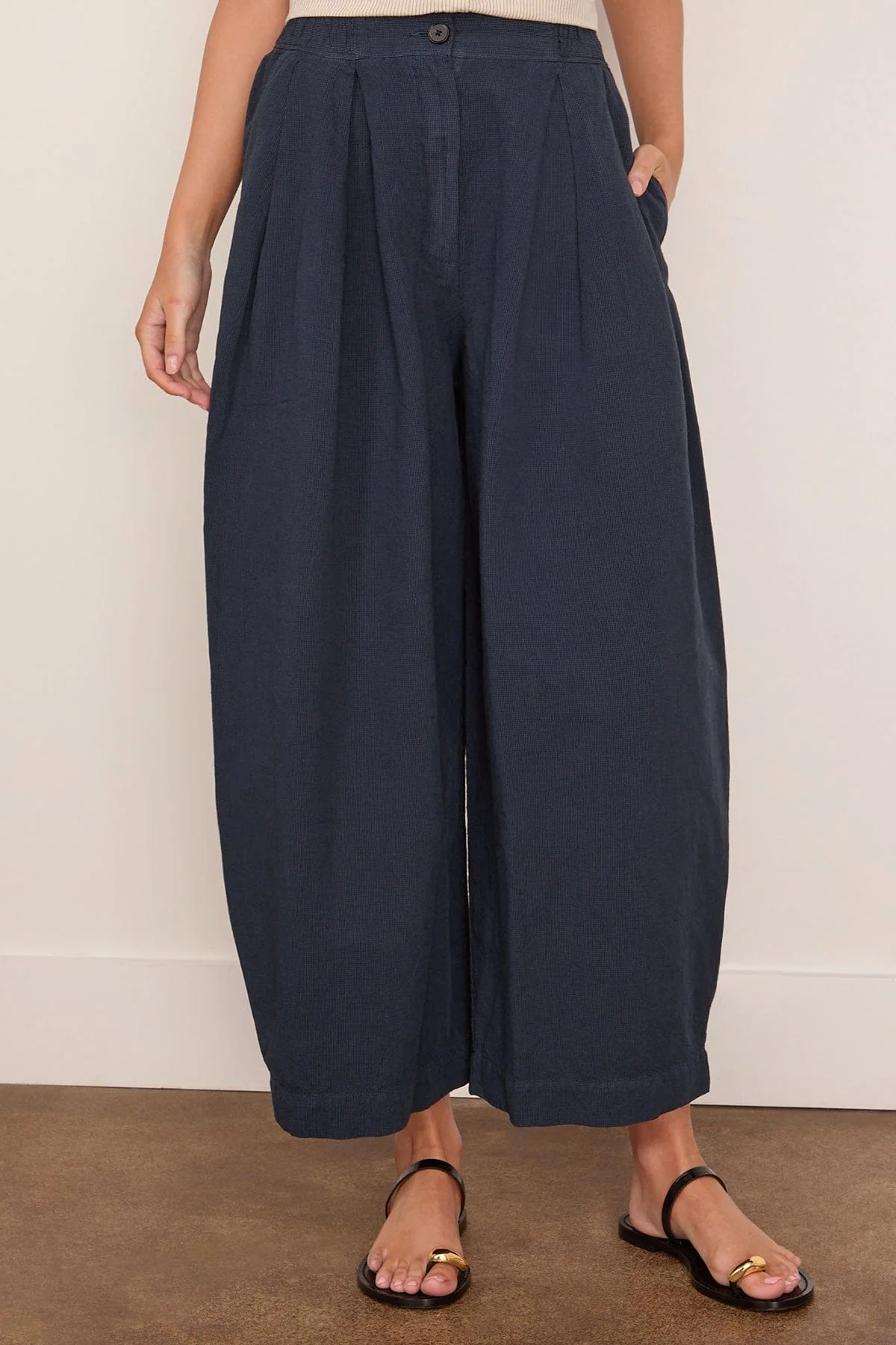 Carys Micro Houndstooth Wide Leg Trousers in Steel Blue - Image 3