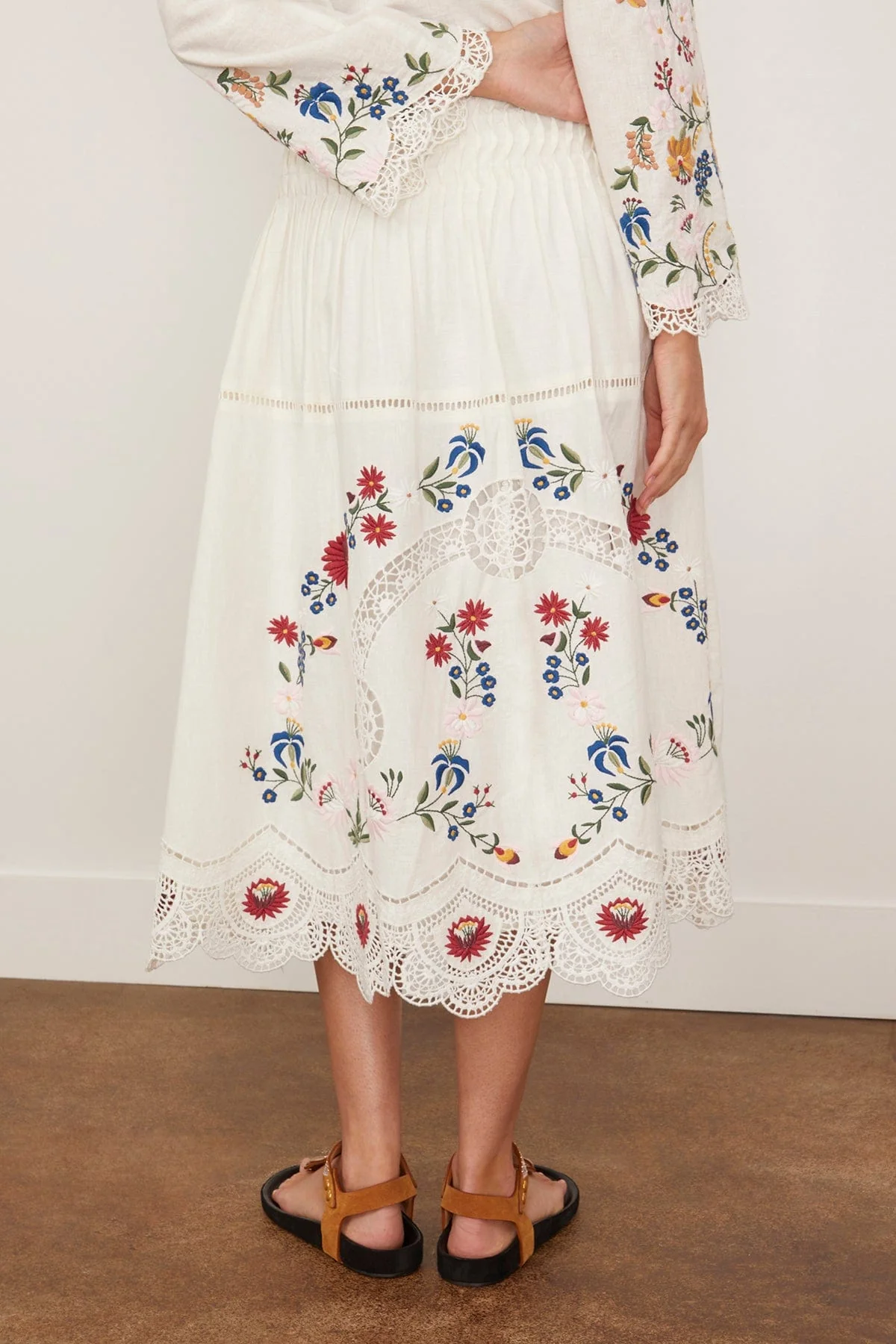 Celia Embroidery Midi Skirt in Cream - Image 4