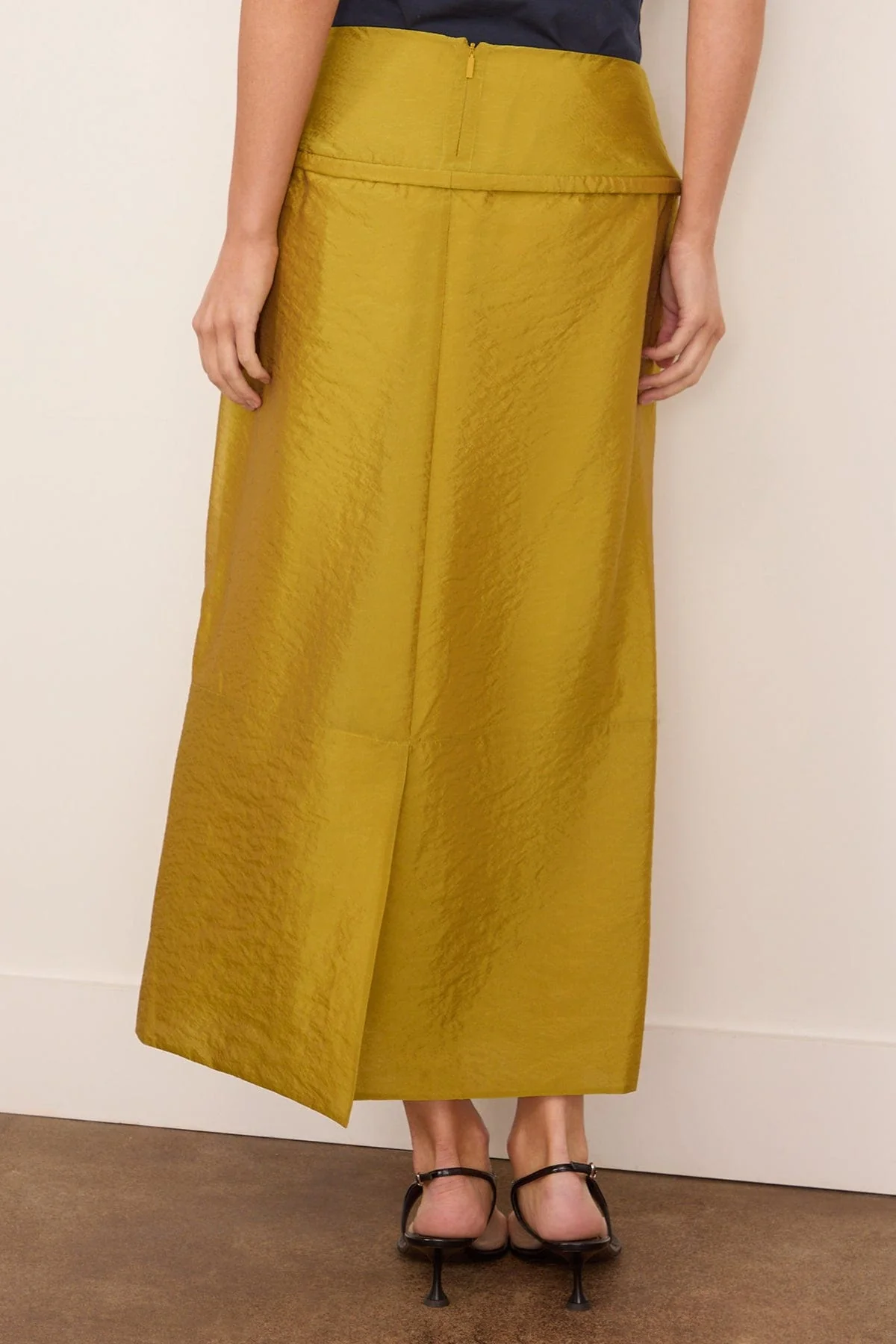 Chassis Hoop Pencil Skirt in Dijon - Image 4