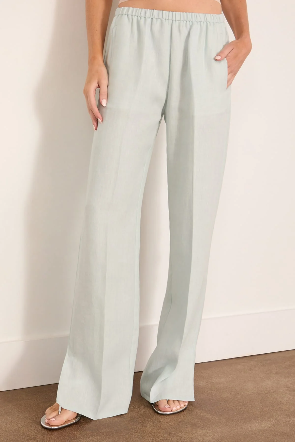 Chic Linen Pants in Plume - Image 3