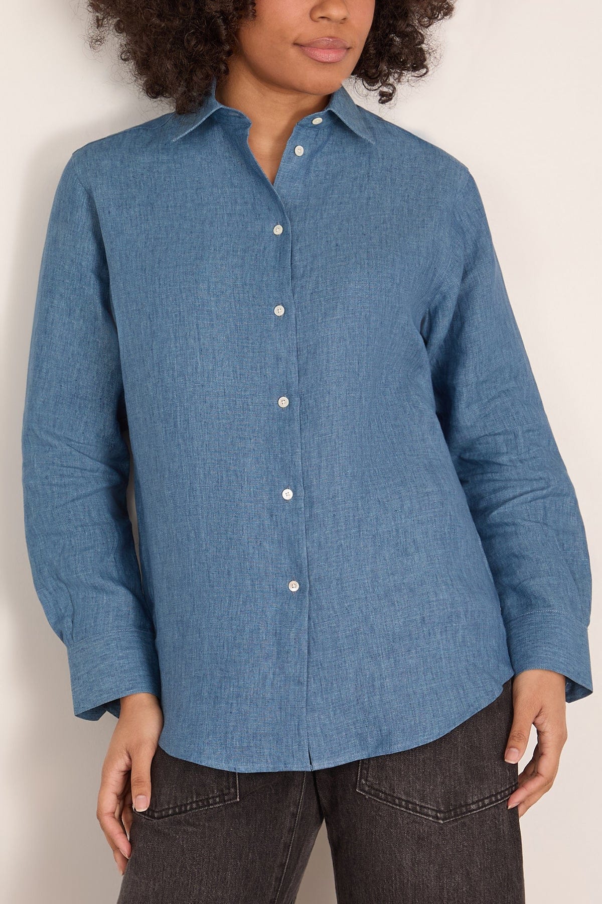Classic Chambray Linen Shirt in Ocean Blue - Image 3