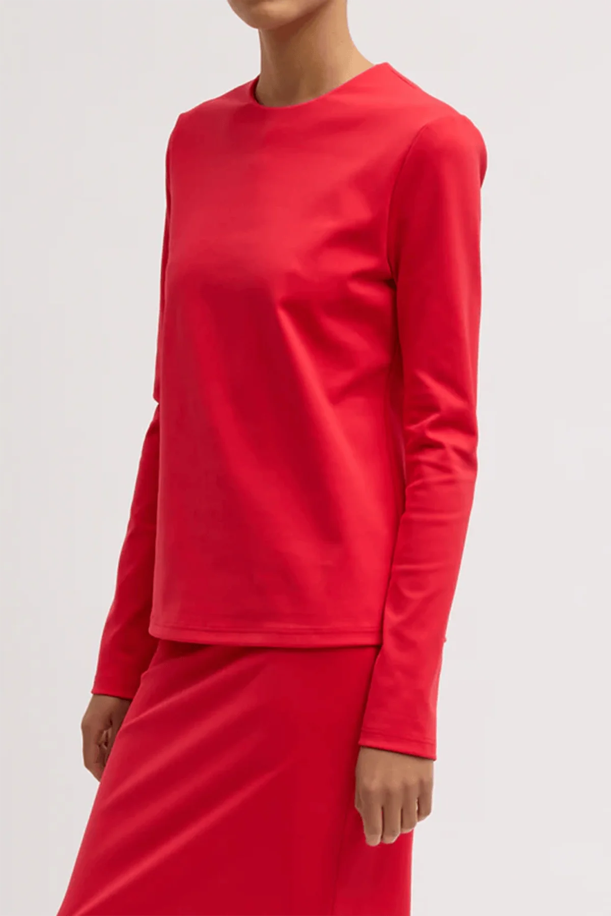 Compact Knit Long Sleeve Slim Top in Red - Image 4