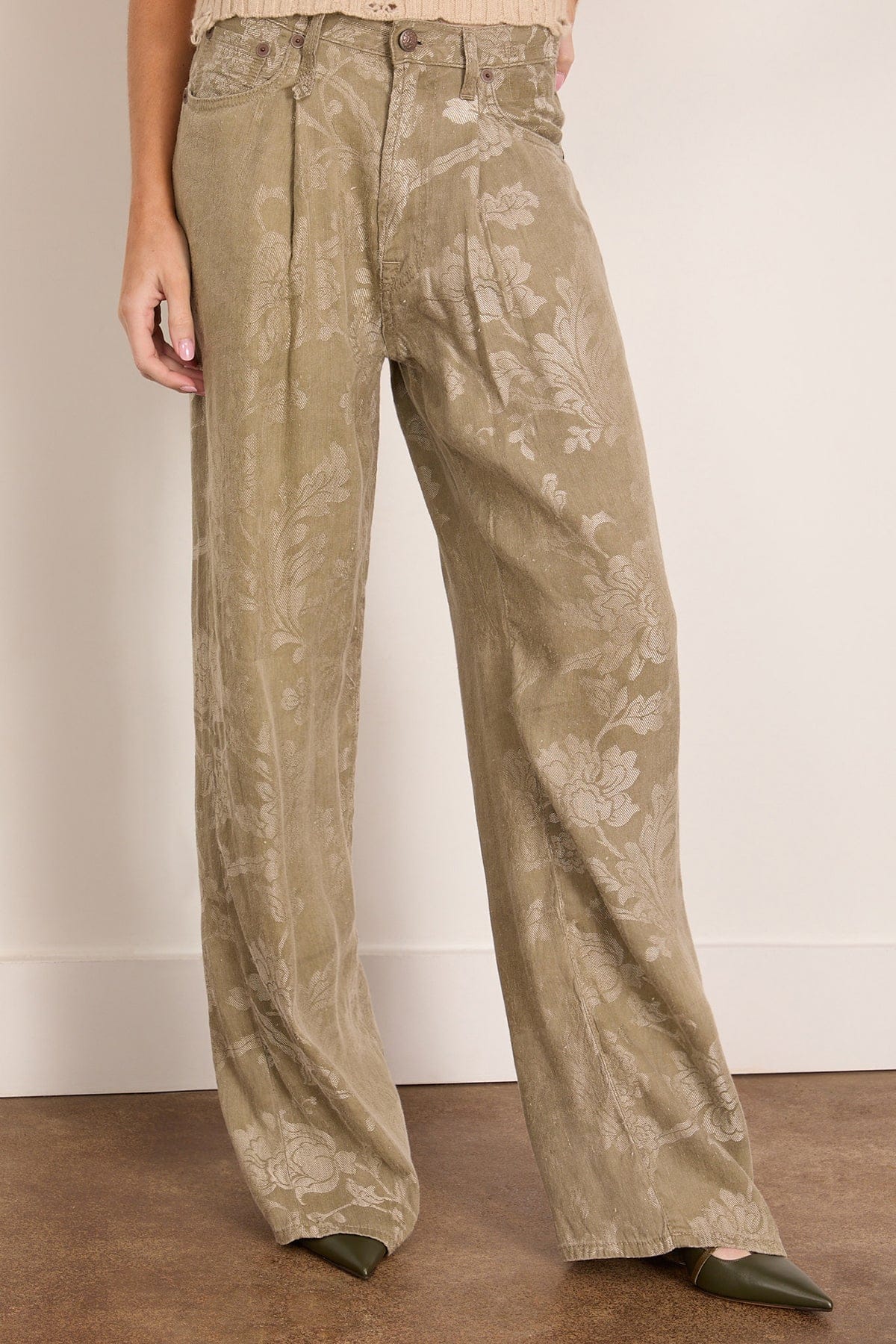 Damon Pleated Trouser in Olive Floral - Image 3