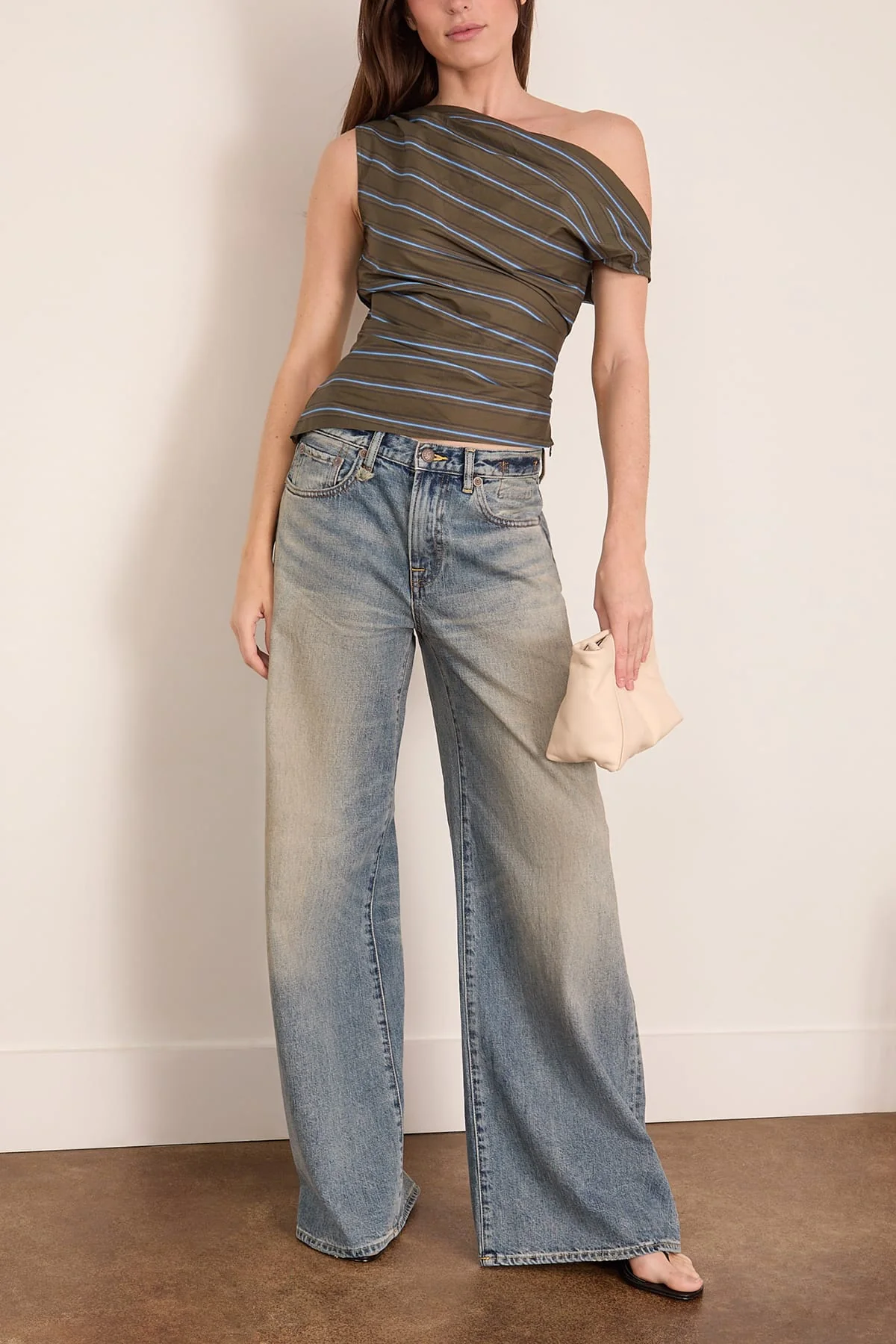 D'Arcy Flare Jean in Rivington Blue - Image 2
