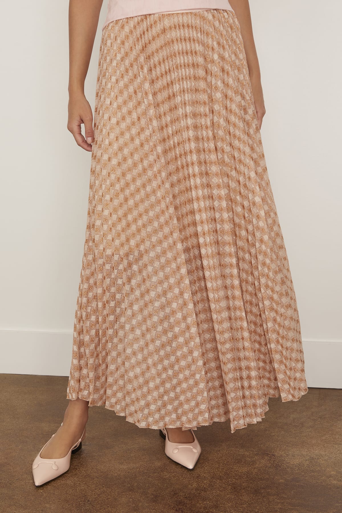 Diamond Jersey Plisse Skirt in Alba - Image 3