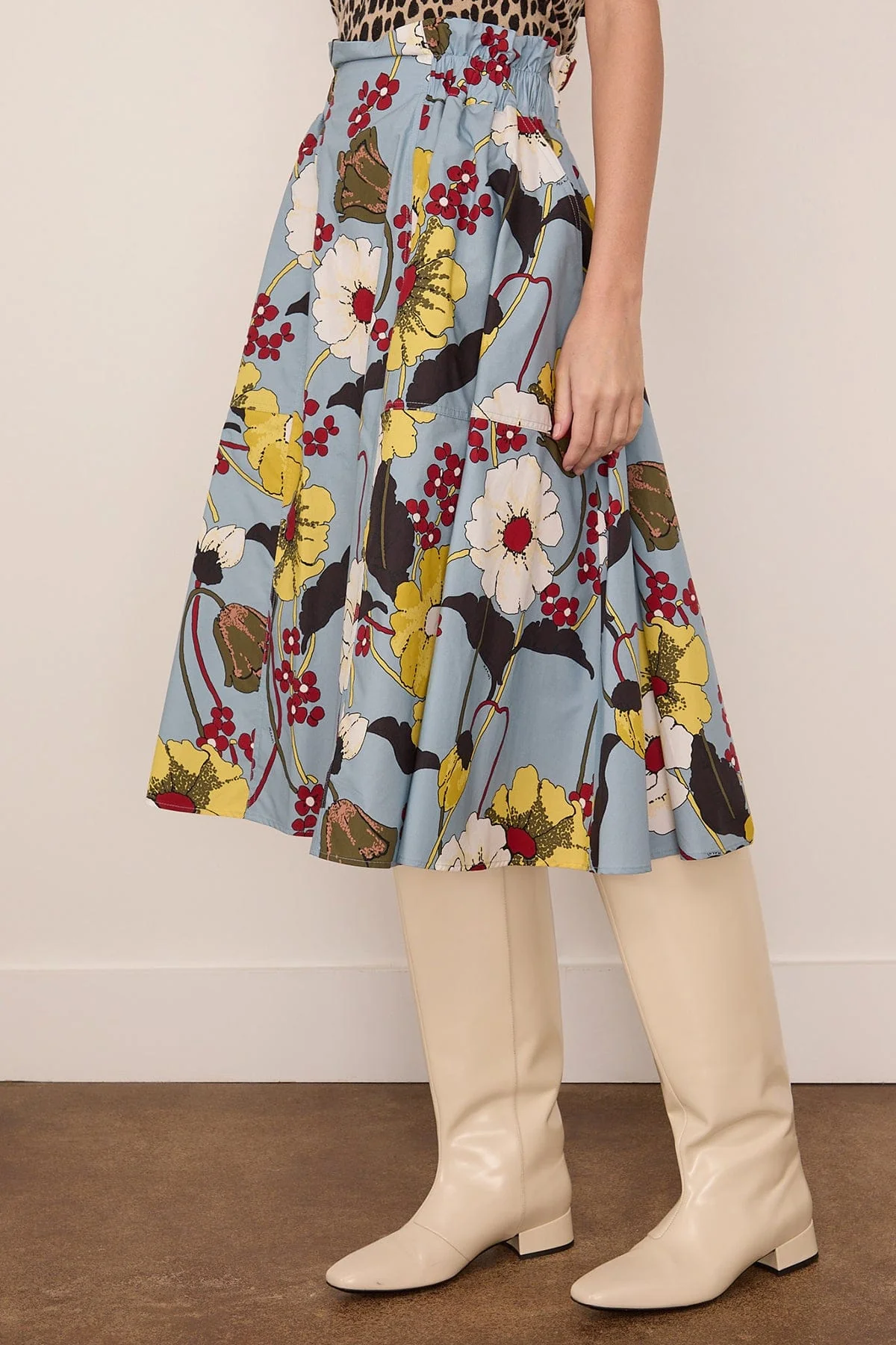 Gathered Waist Midi Skirt in Sky - Image 3