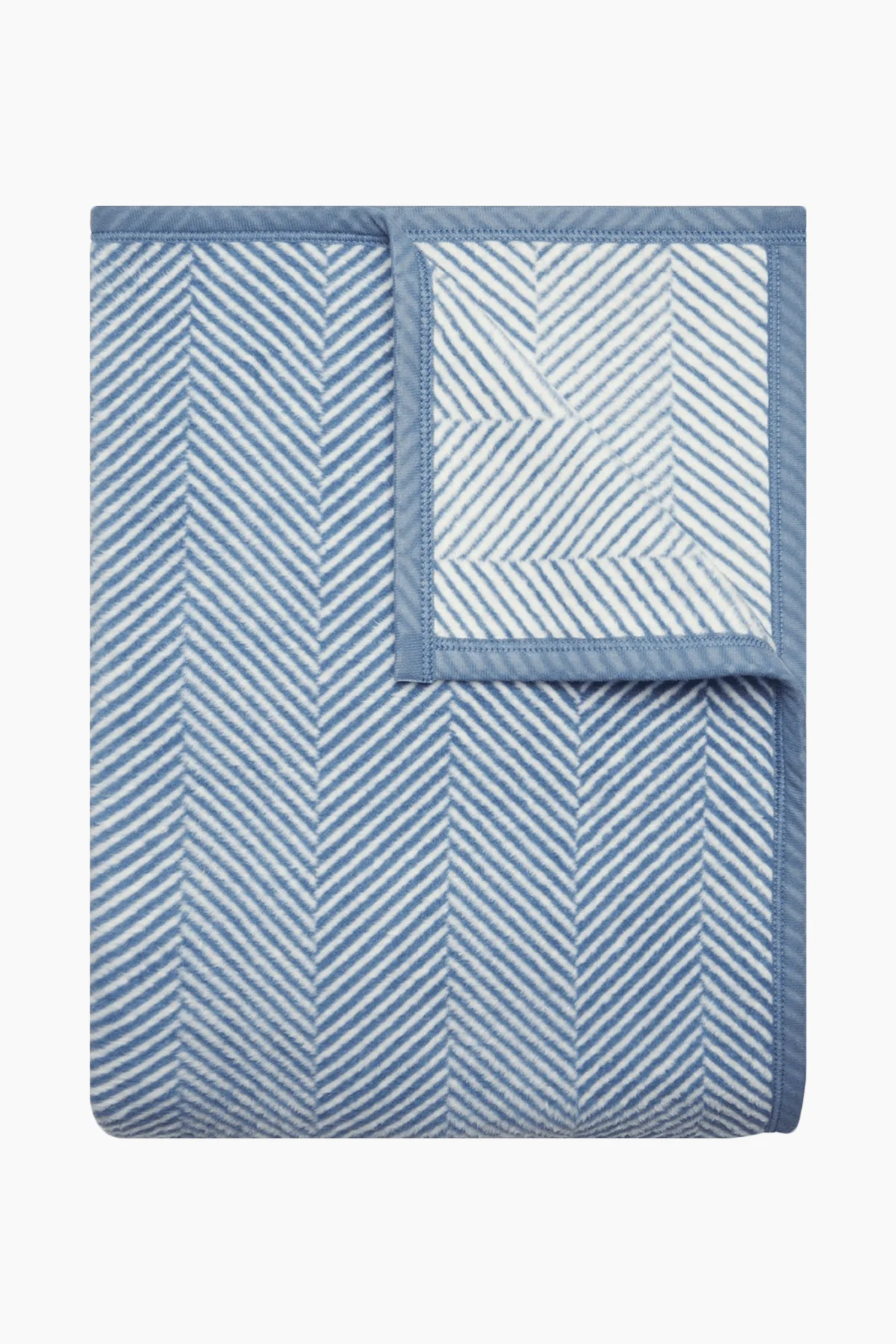 Harborview Herringbone Blanket in Cornflower
