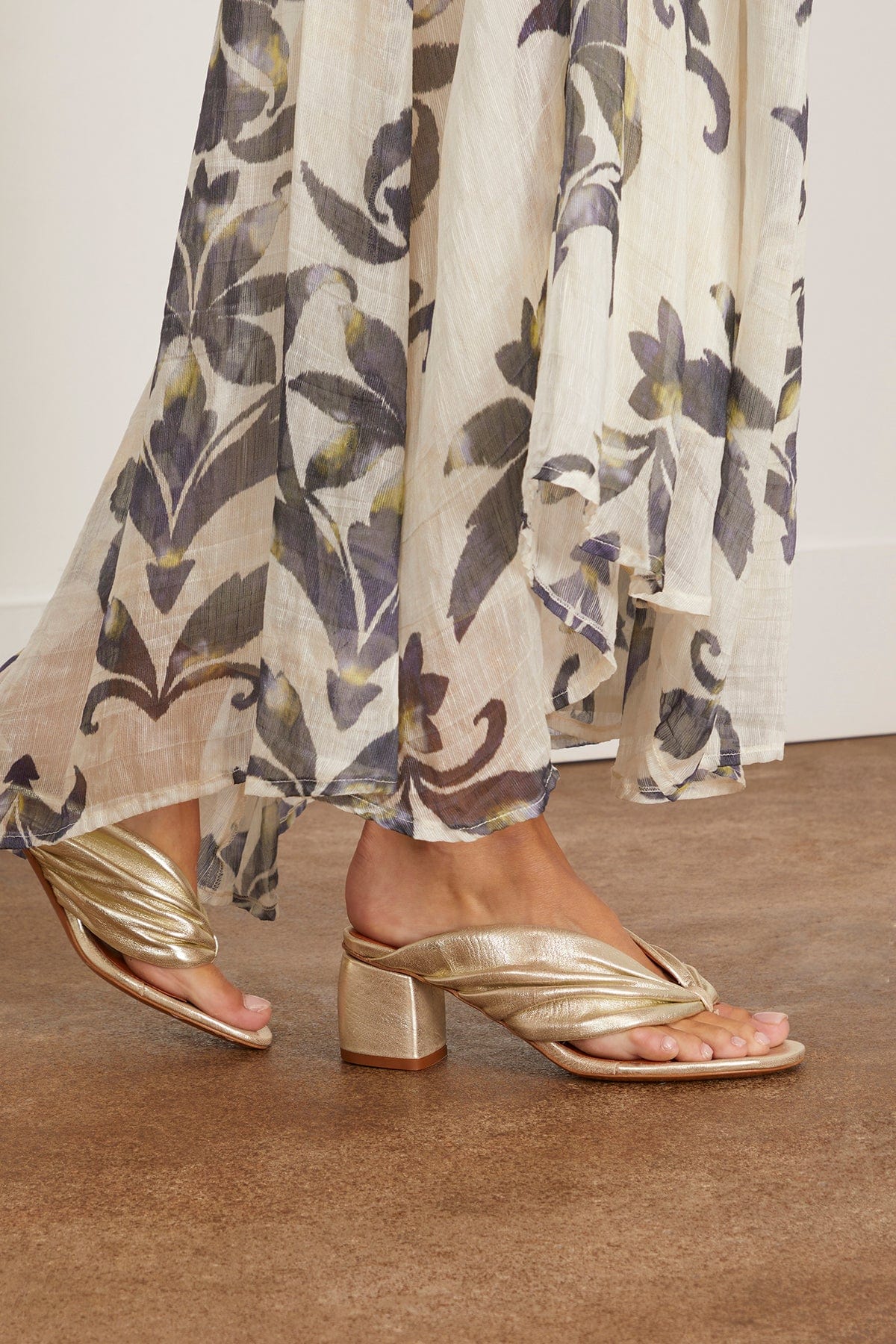 Heeled Laminated Leather Thong Sandals in Silver - Image 2