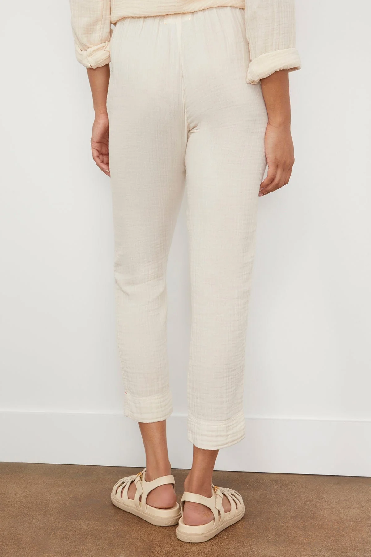 Jordyn Pant in Oysterette - Image 4