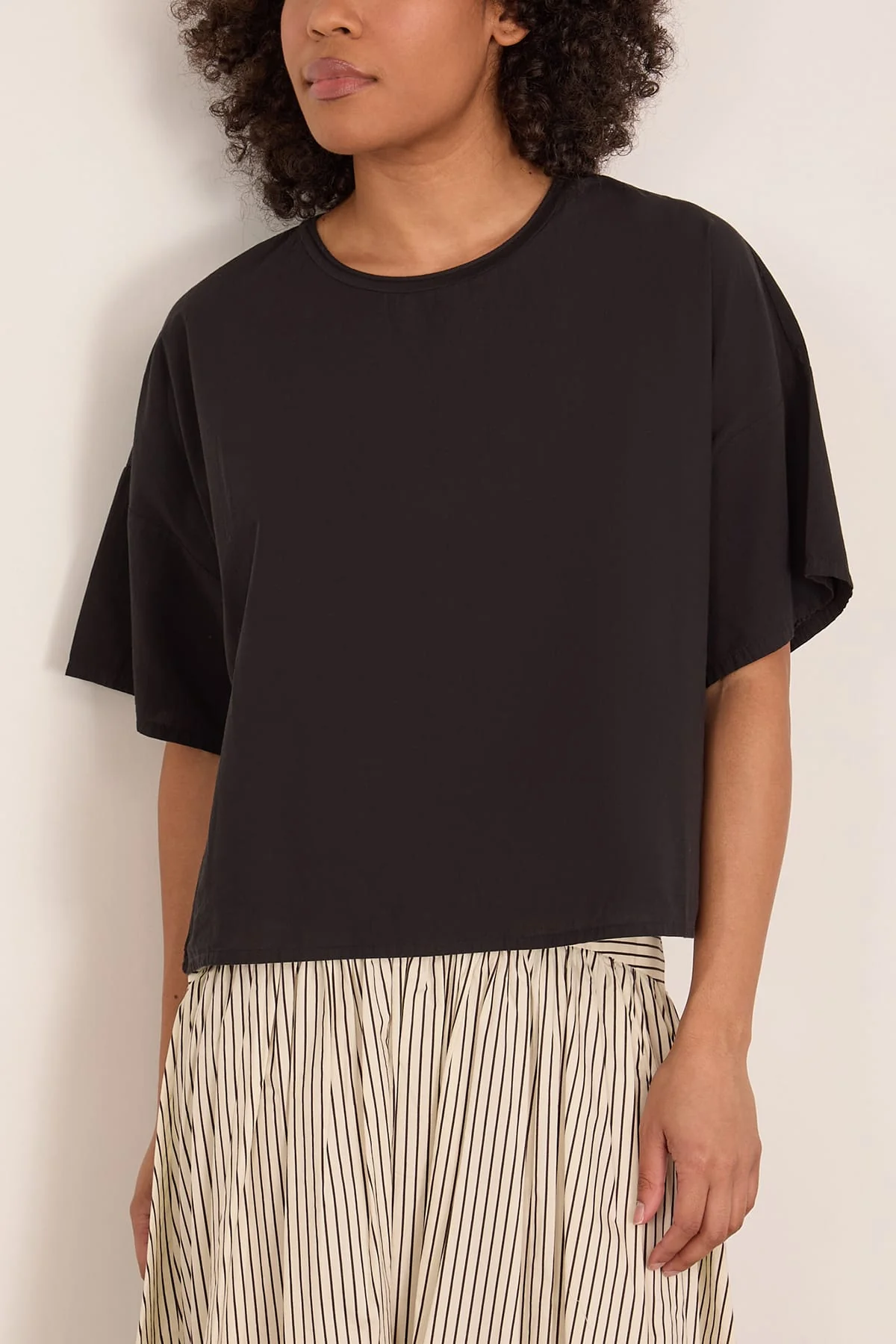 Maglia Frida Light in Black - Image 3
