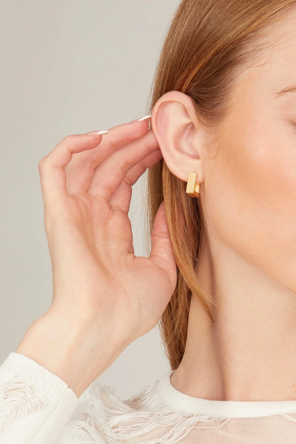 Mini Narrow Aurelia Hoops in Yellow Gold - Image 2