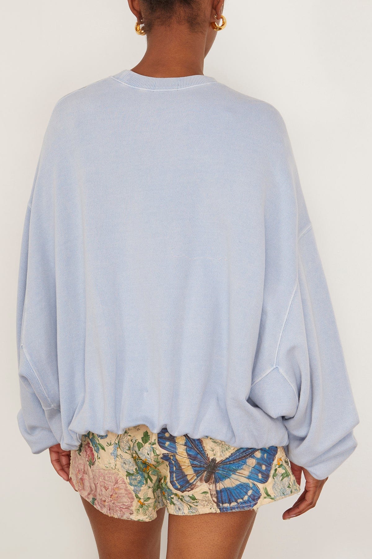 New York Balloon Crewneck in Light Blue - Image 4