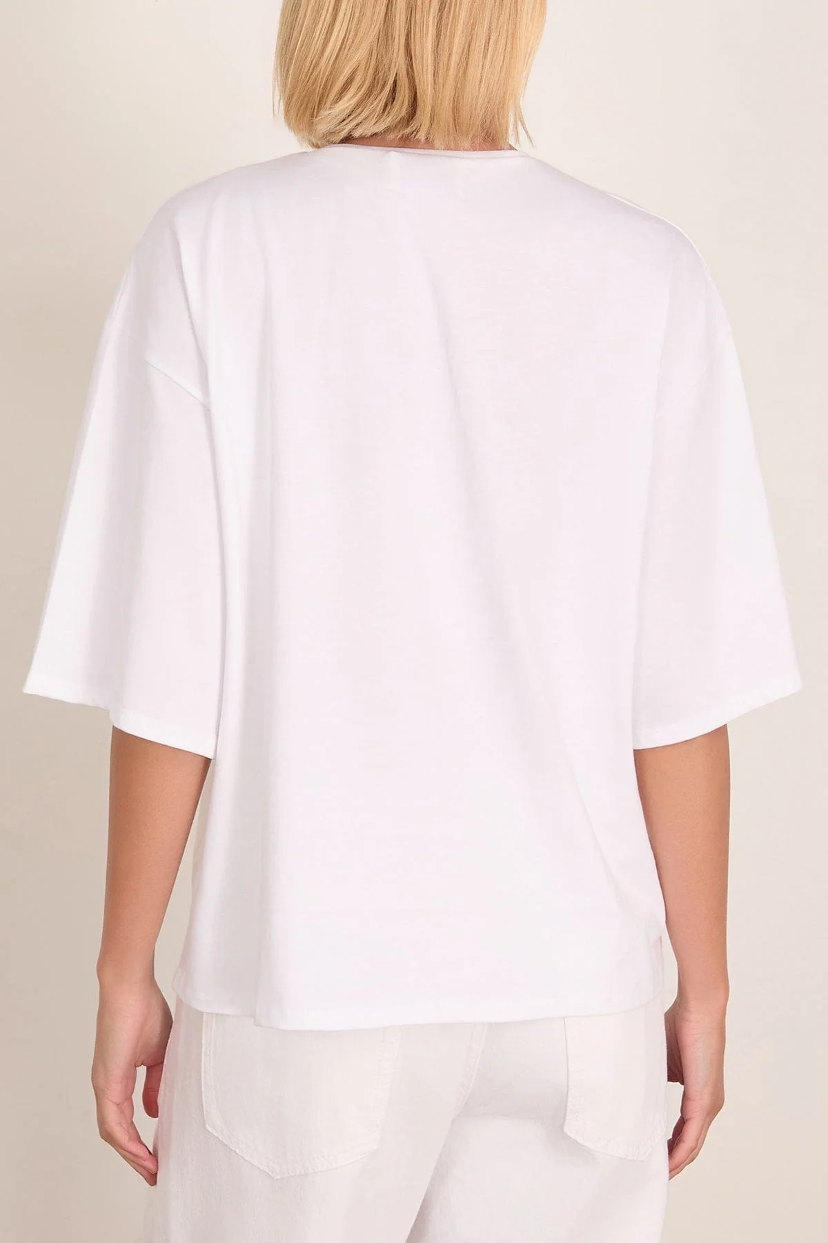 Osis Boxy T-Shirt in White - Image 4