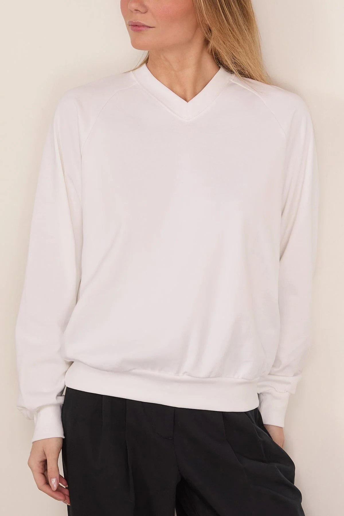 Perfect T Vintage Sweatshirt in White - Image 3