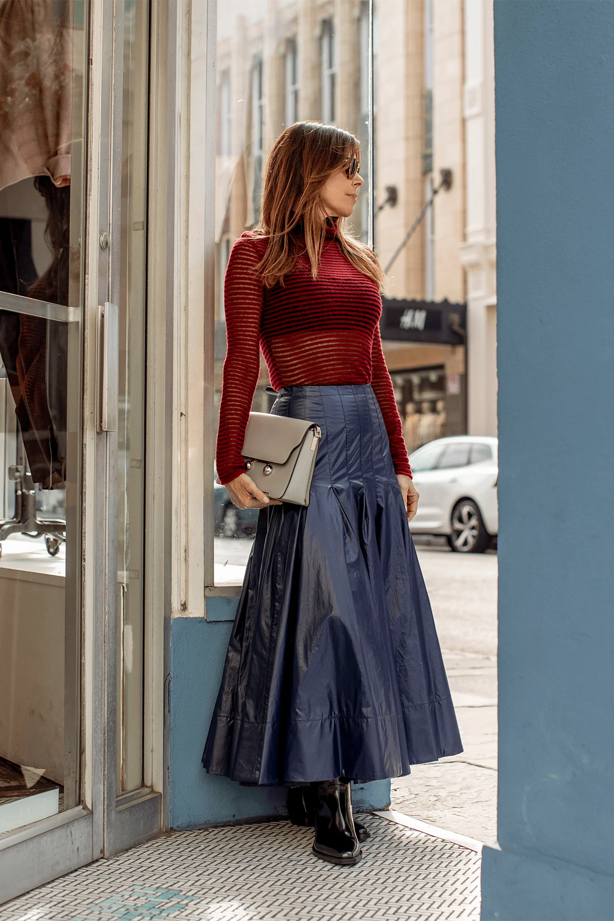 Petra Skirt in Navy - Image 5
