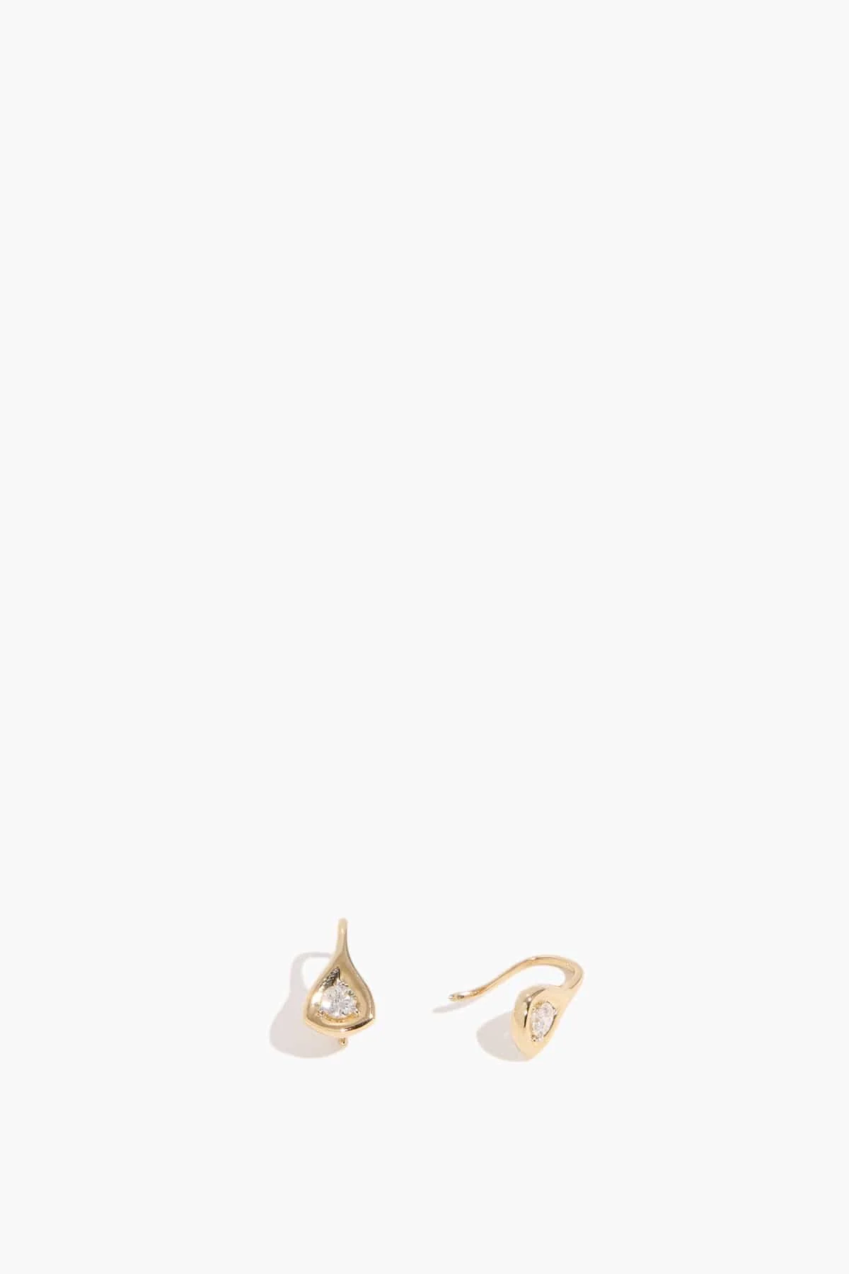 Prong Set Diamond Teardrop Earrings in Yellow Gold