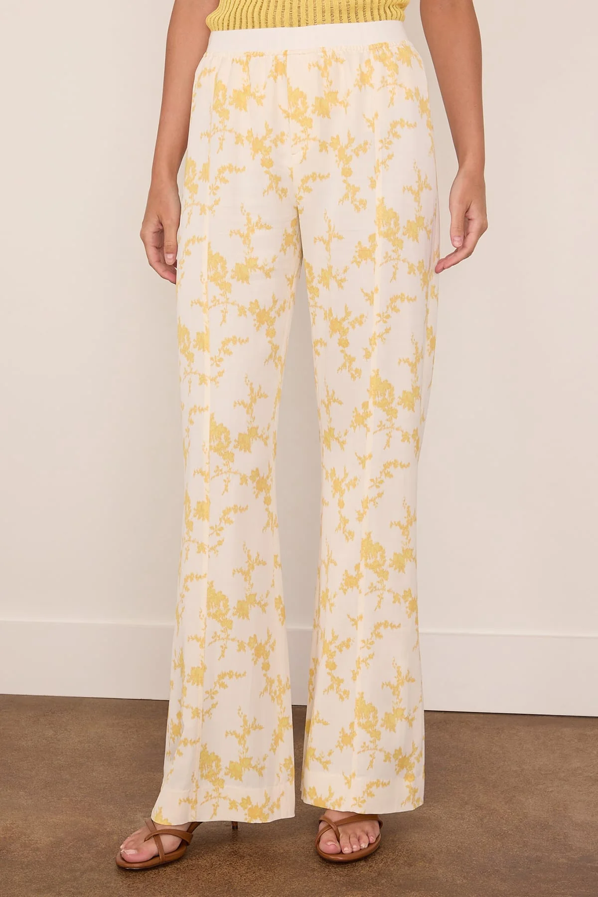 Relaxed Printed Trouser in Daffodil Bouquet - Image 3