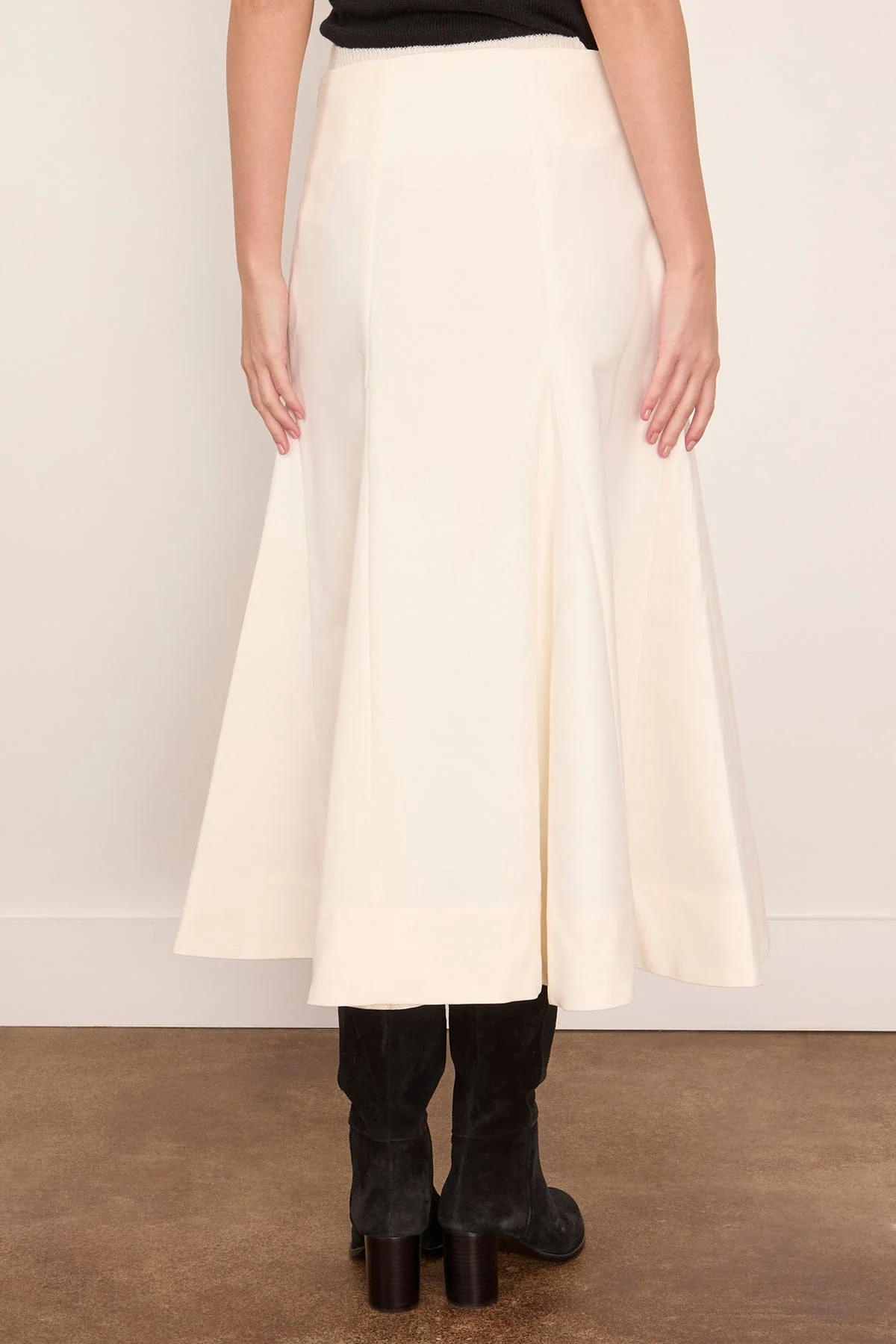 Sculptural Cotton Skirt in Paper White - Image 4