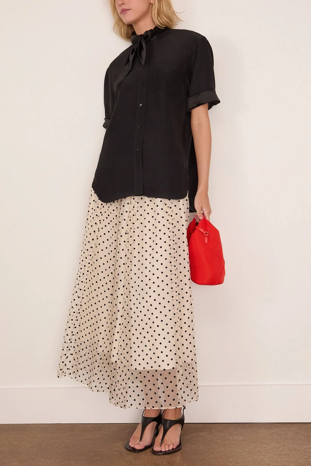 Short Sleeve Tie Shirt in Black - Image 2