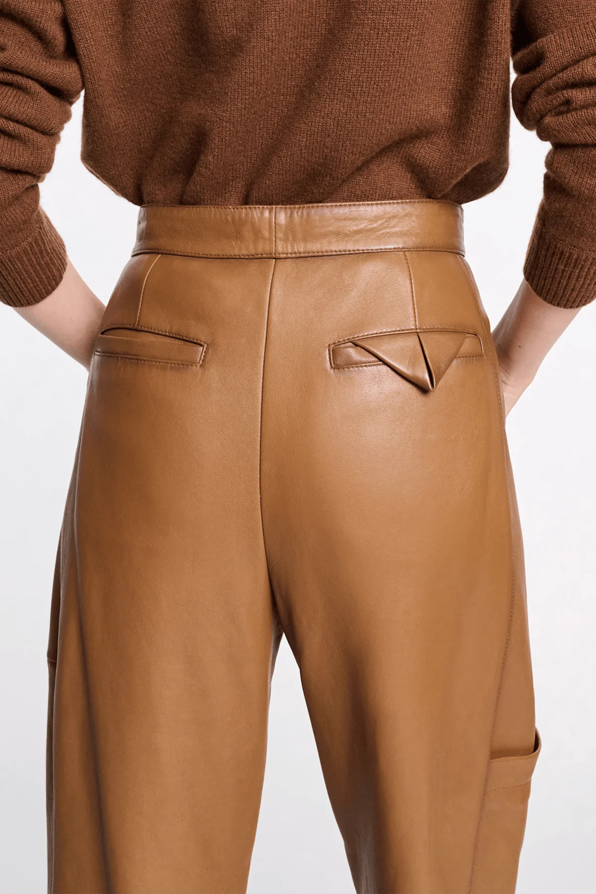 Sleek Statement II Pants in Terra - Image 4