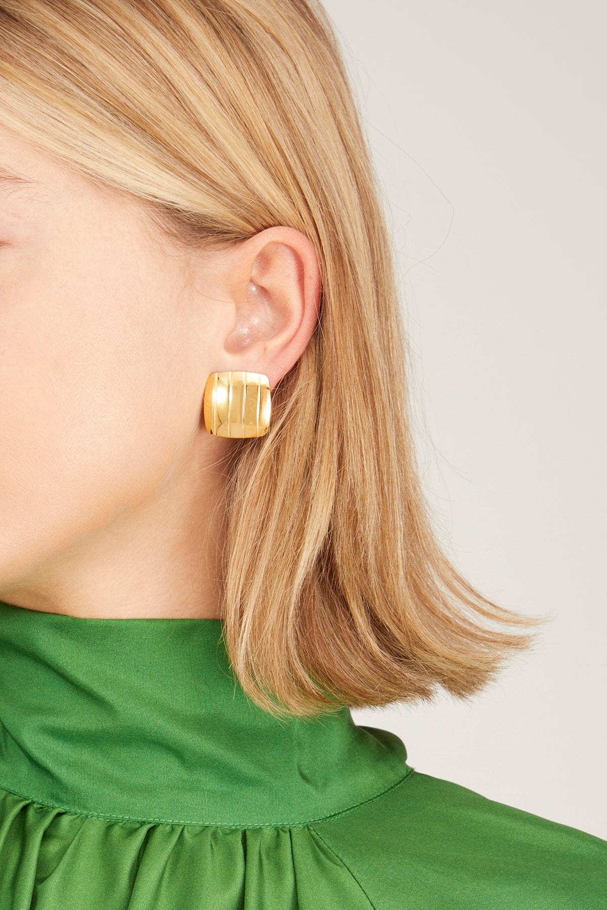 Slot Clip Earrings in Yellow Gold - Image 2