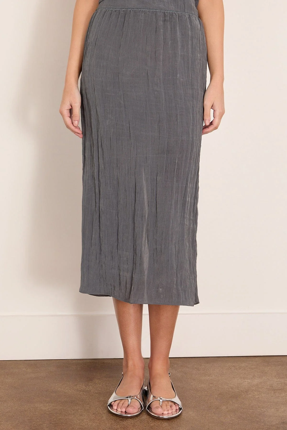 The Crinkle Slip Skirt in Dark Grey - Image 3