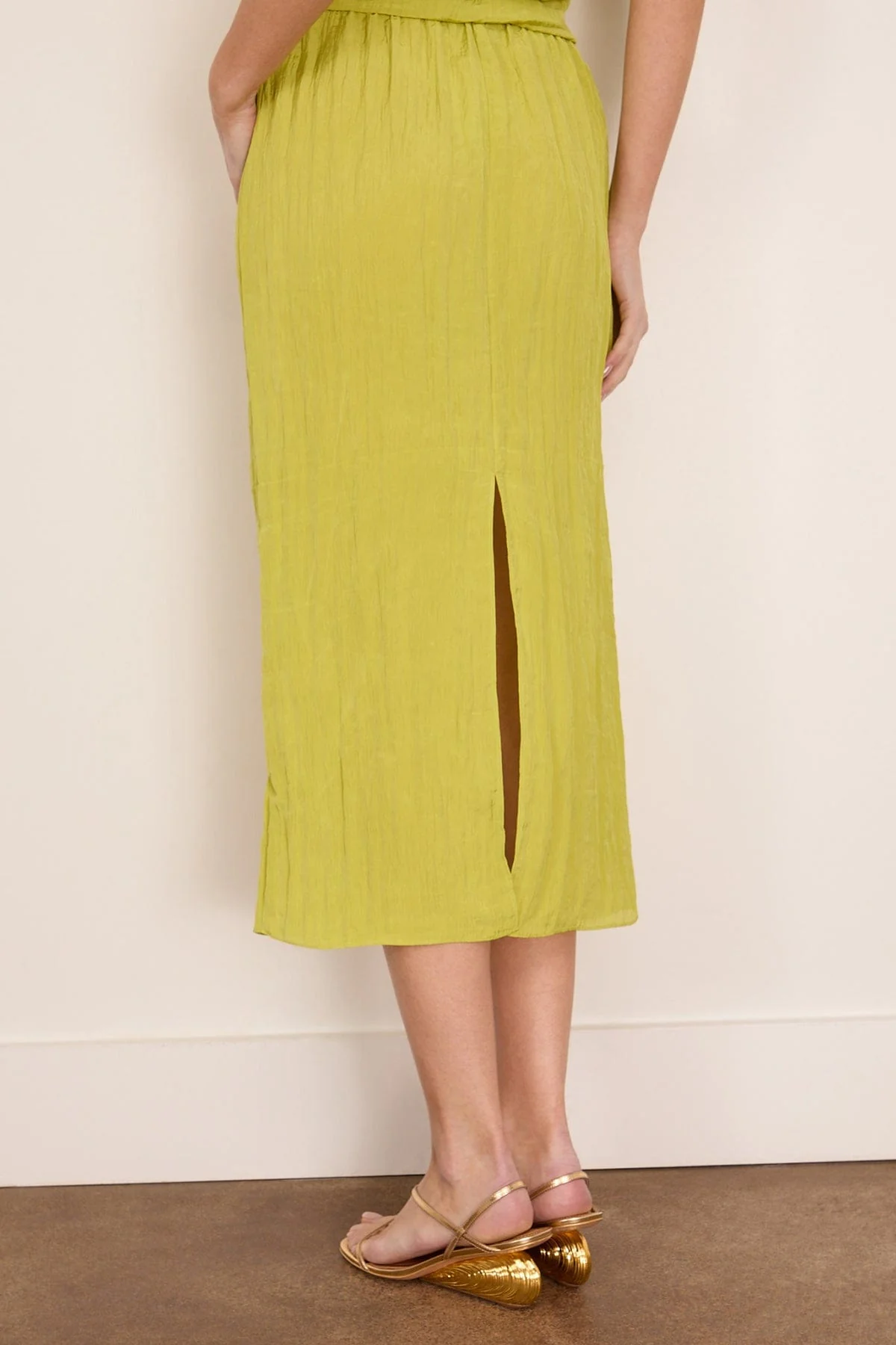 The Crinkle Slip Skirt in Peapod - Image 4