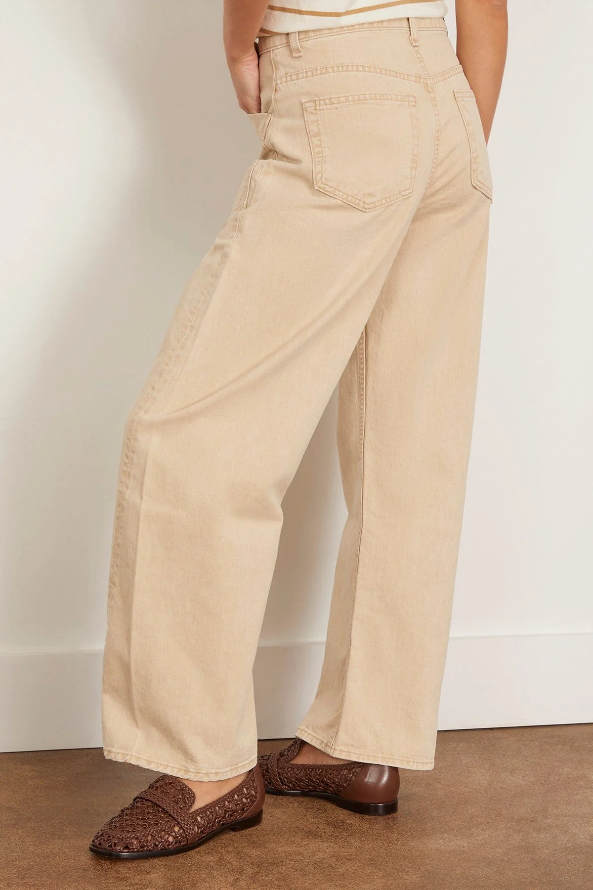 Twisted Barrel Jean in Ecru - Image 4