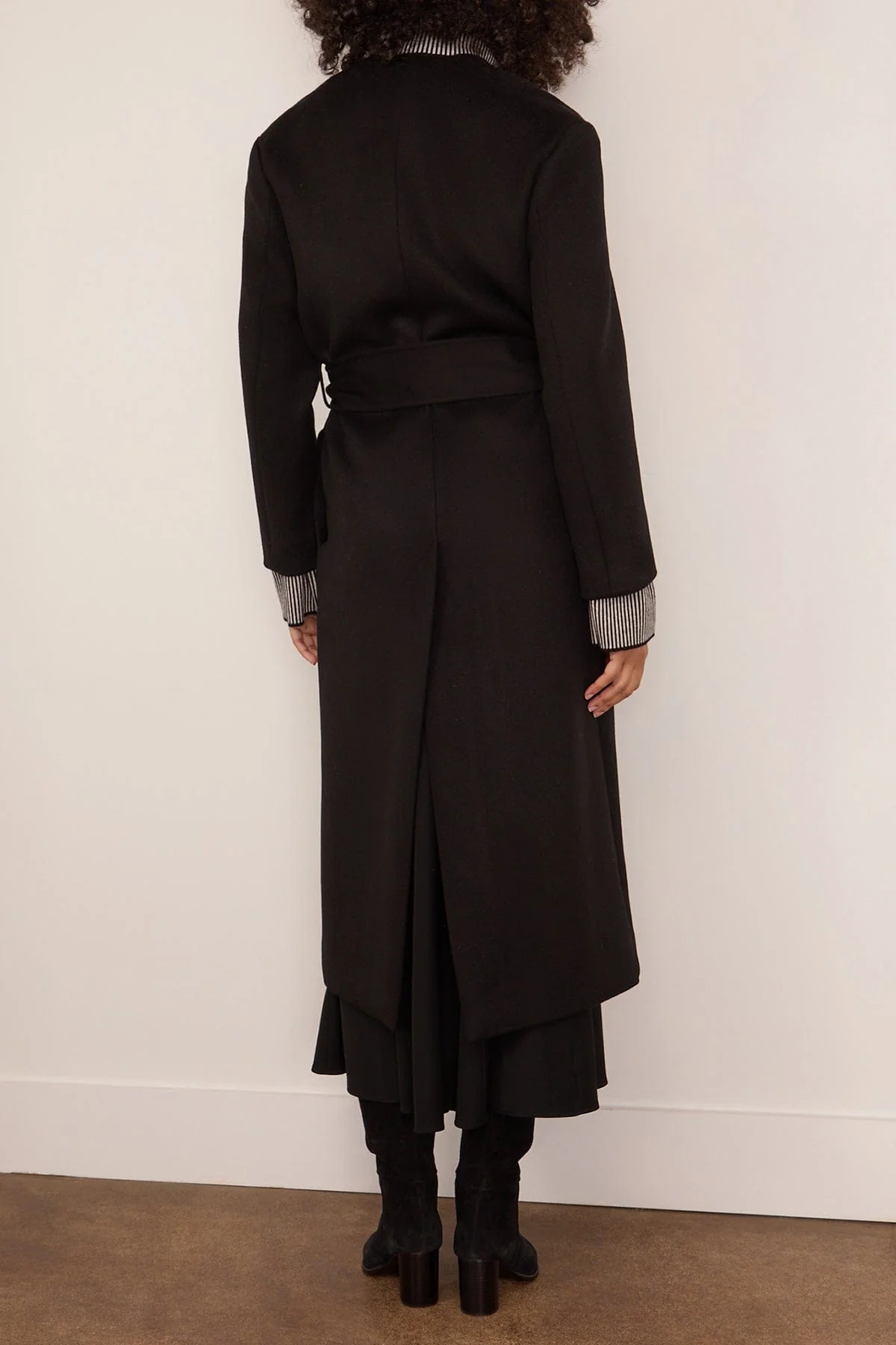 Veronique Coat in Black - Image 4