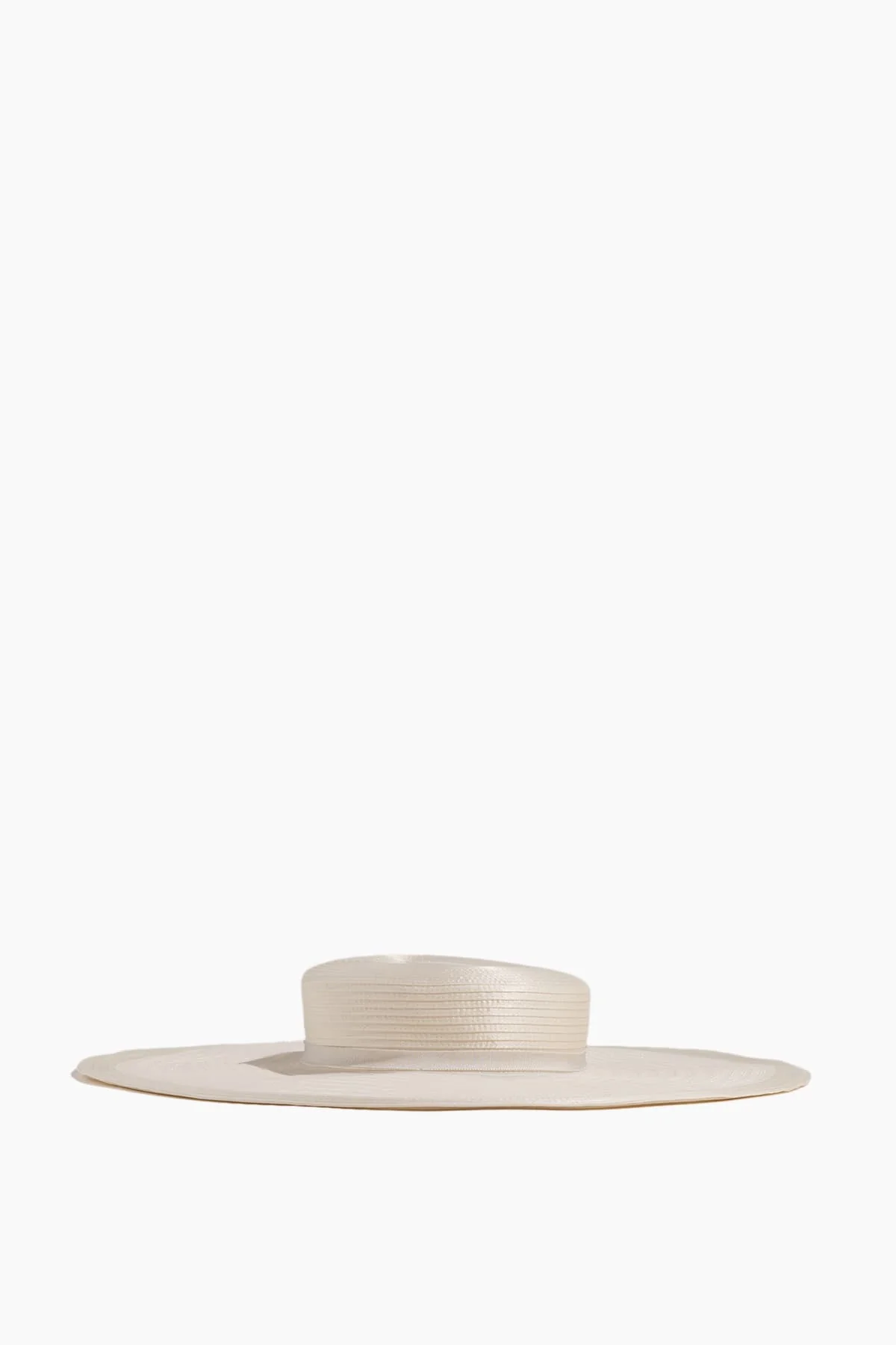 Walton Boater in Ivory